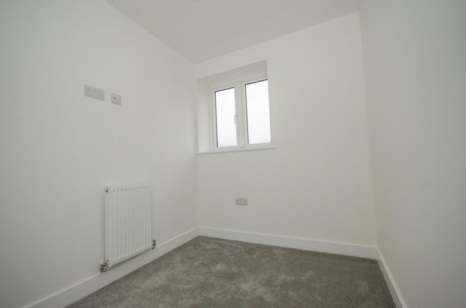 3 bedroom House for sale in Valerian Street, Lyde Green, Bristol, BS16 7JF