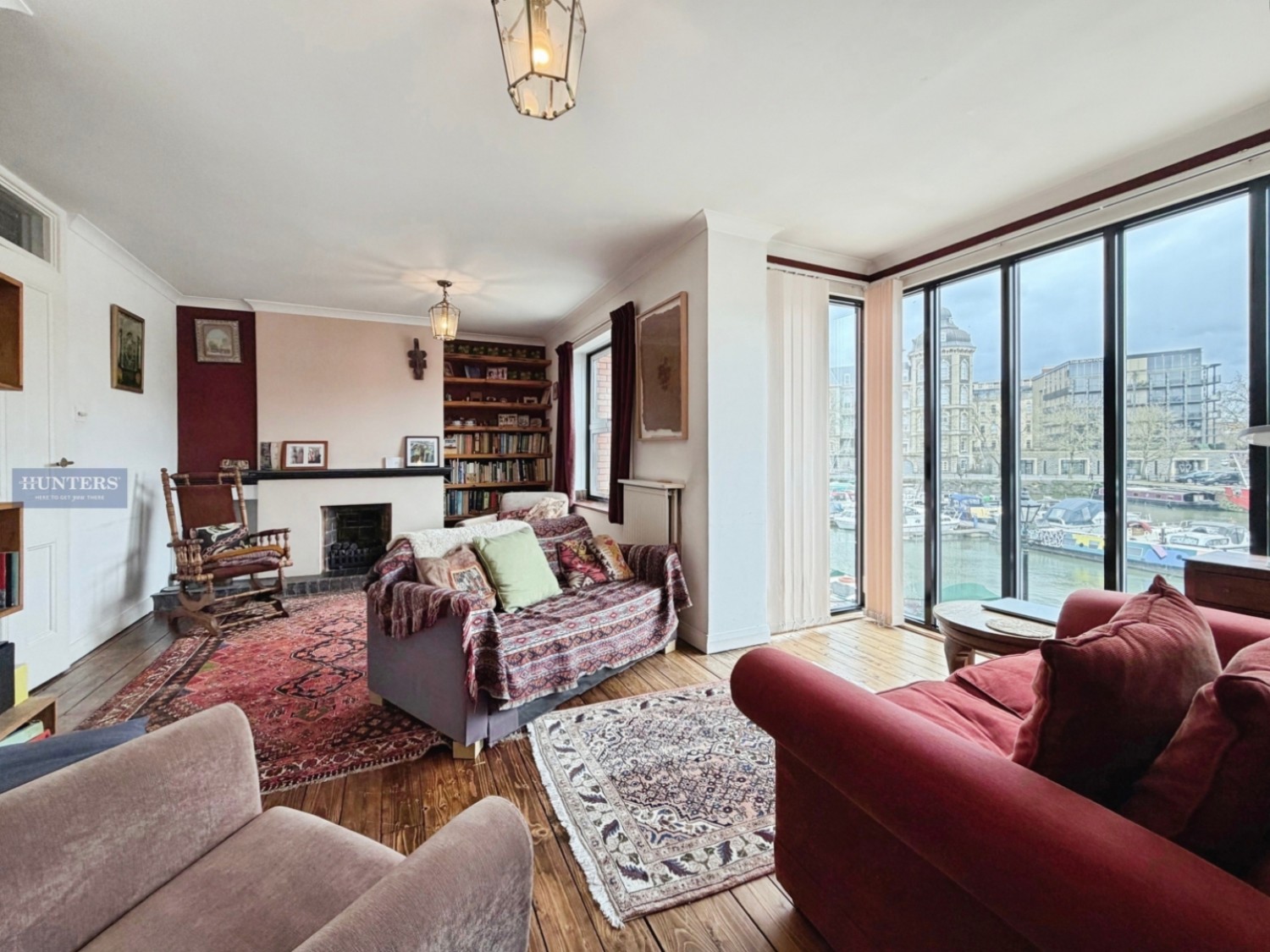 Bathurst Parade, Bristol, BS1 6UB