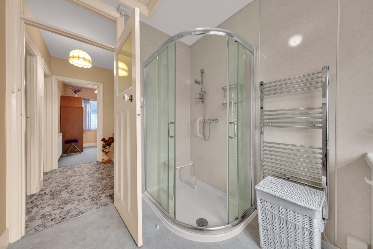 Belfairs Drive, Chadwell Heath, RM6