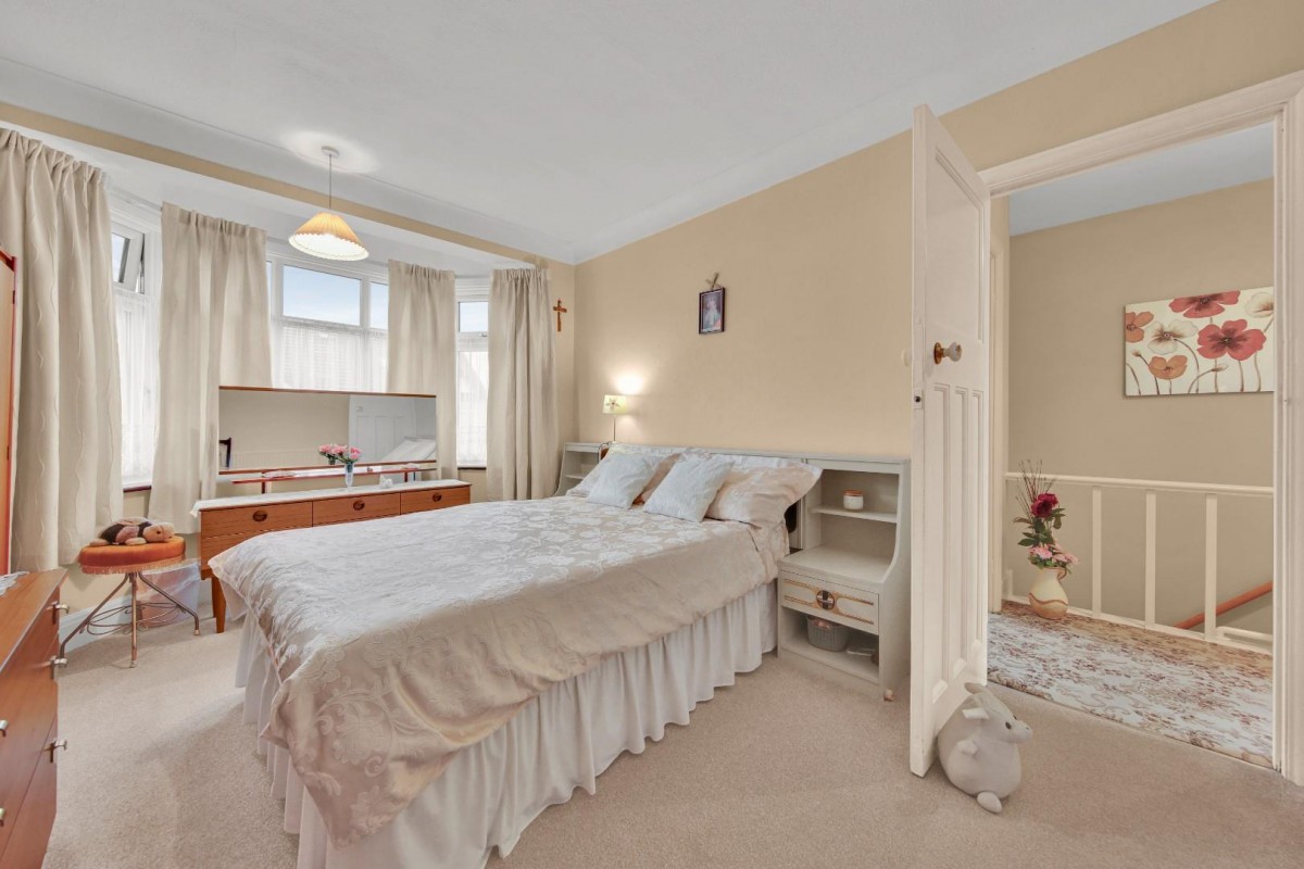 Belfairs Drive, Chadwell Heath, RM6