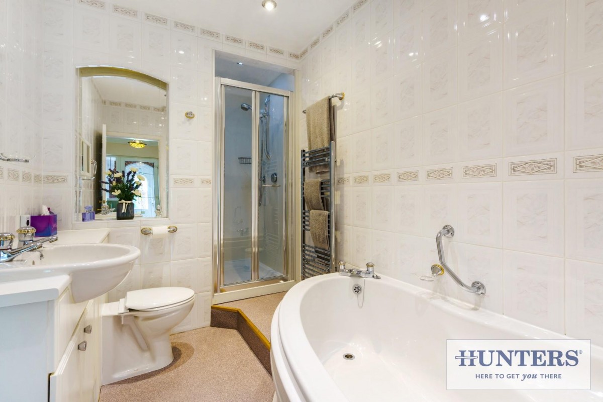 The Crescent, Sand Lane