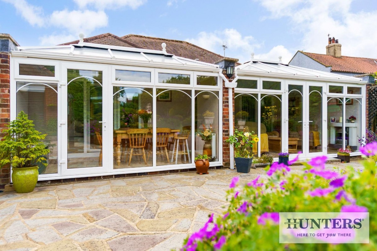 The Crescent, Sand Lane