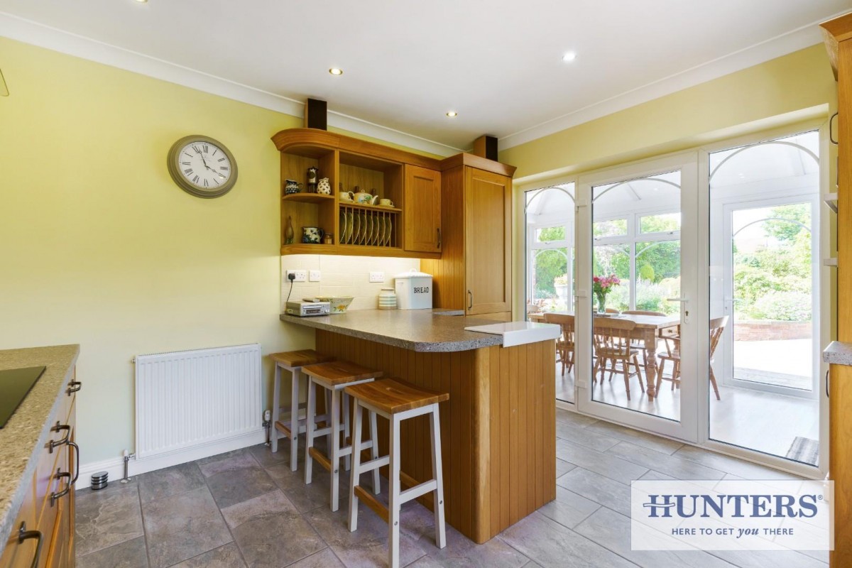 The Crescent, Sand Lane