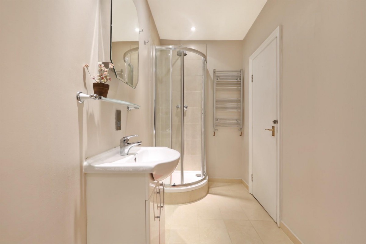 Paulet Road, London, SE5