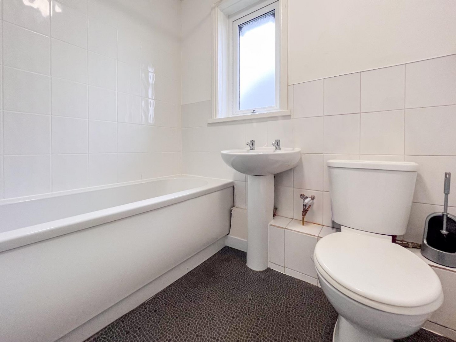 2 bedroom House for sale in Castle Crescent, Dewsbury