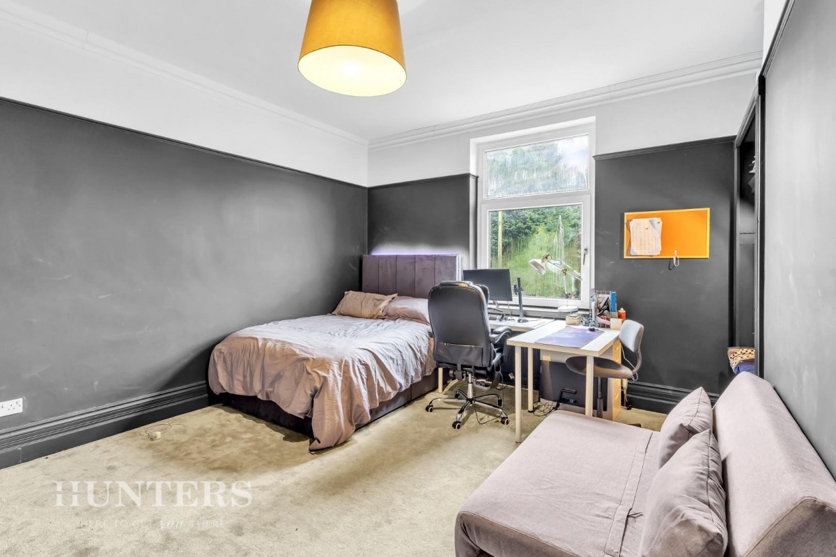 Heatherbank, Halifax Road, Littleborough, OL15 0JQ