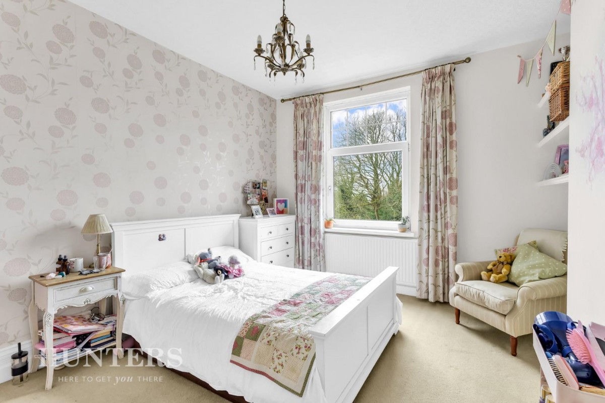 Heatherbank, Halifax Road, Littleborough, OL15 0JQ