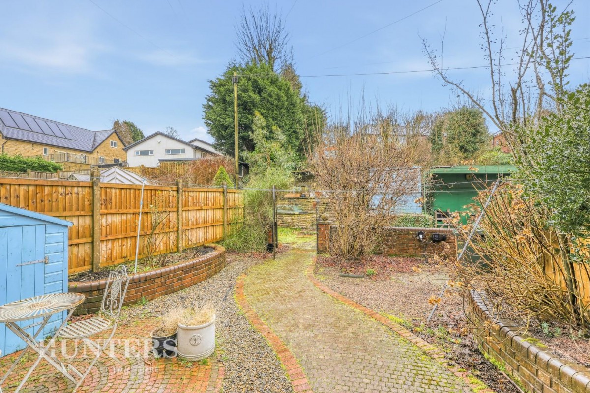 Heatherbank, Halifax Road, Littleborough, OL15 0JQ