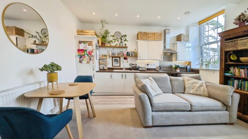 Quarterbridge Road, Fishponds, Bristol