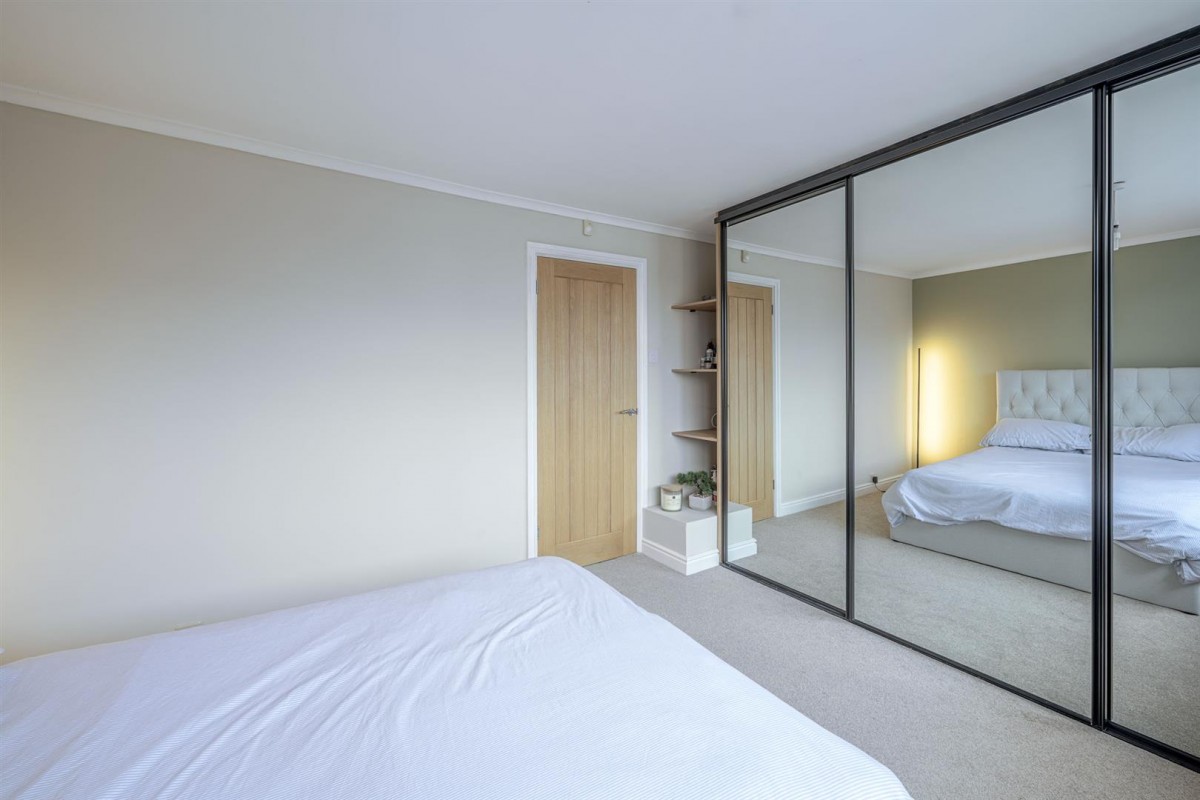 Victoria Street, Wall Heath, Kingswinford, DY6 0JL