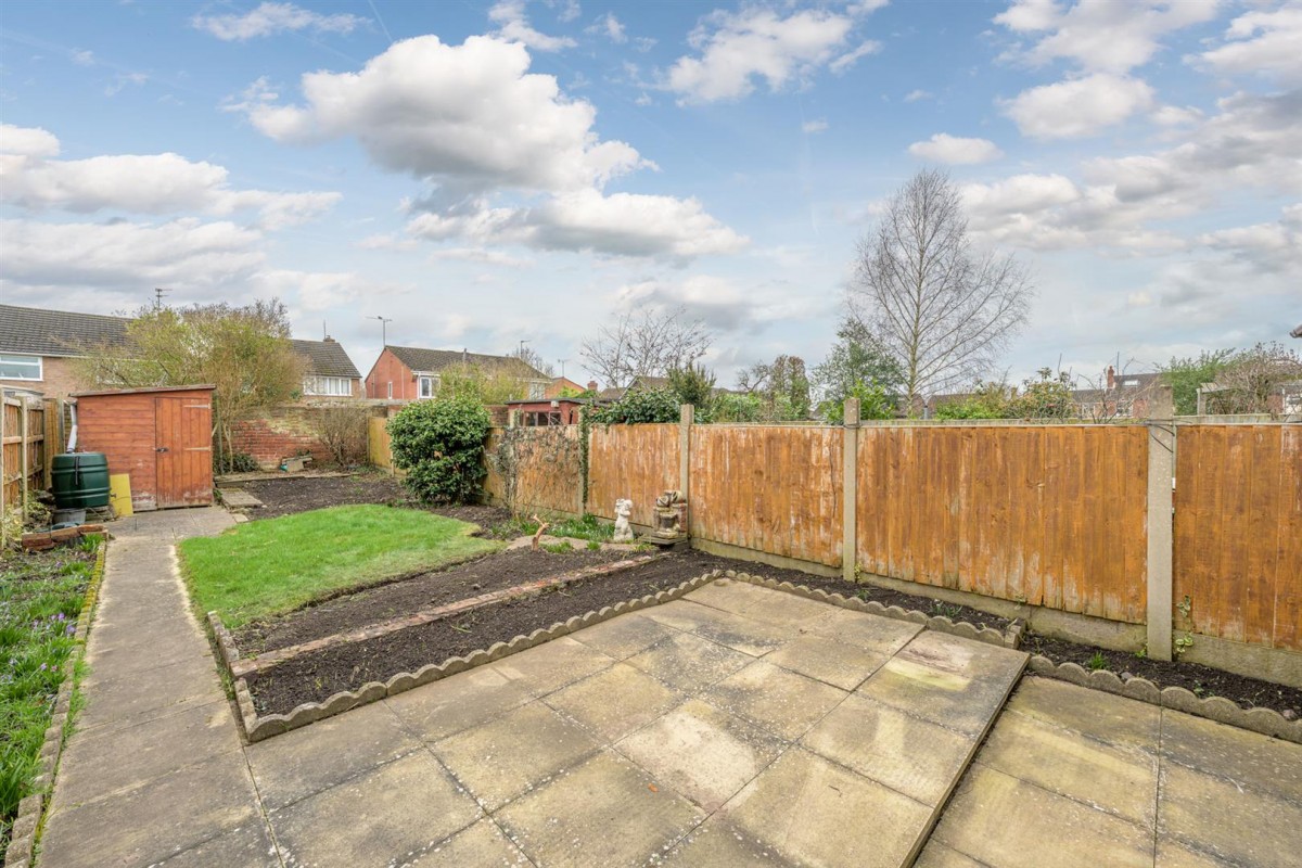 Victoria Street, Wall Heath, Kingswinford, DY6 0JL