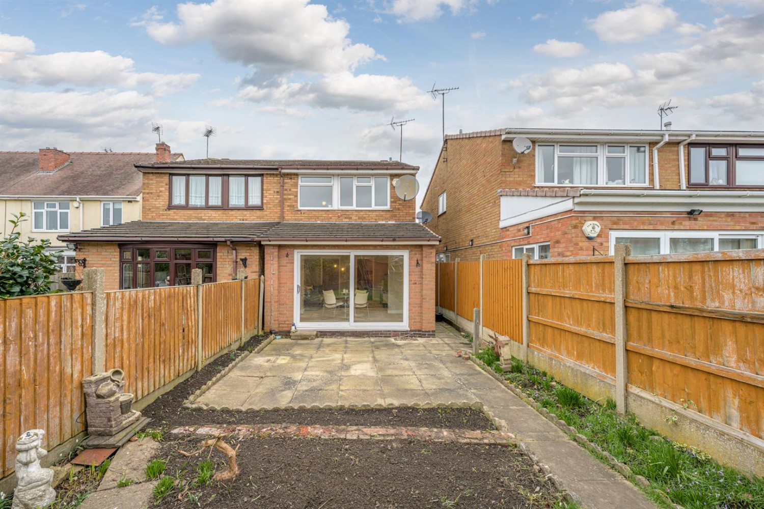 Victoria Street, Wall Heath, Kingswinford, DY6 0JL