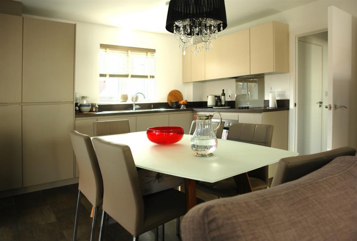 Pilots View, Chatham, ME4 6FQ