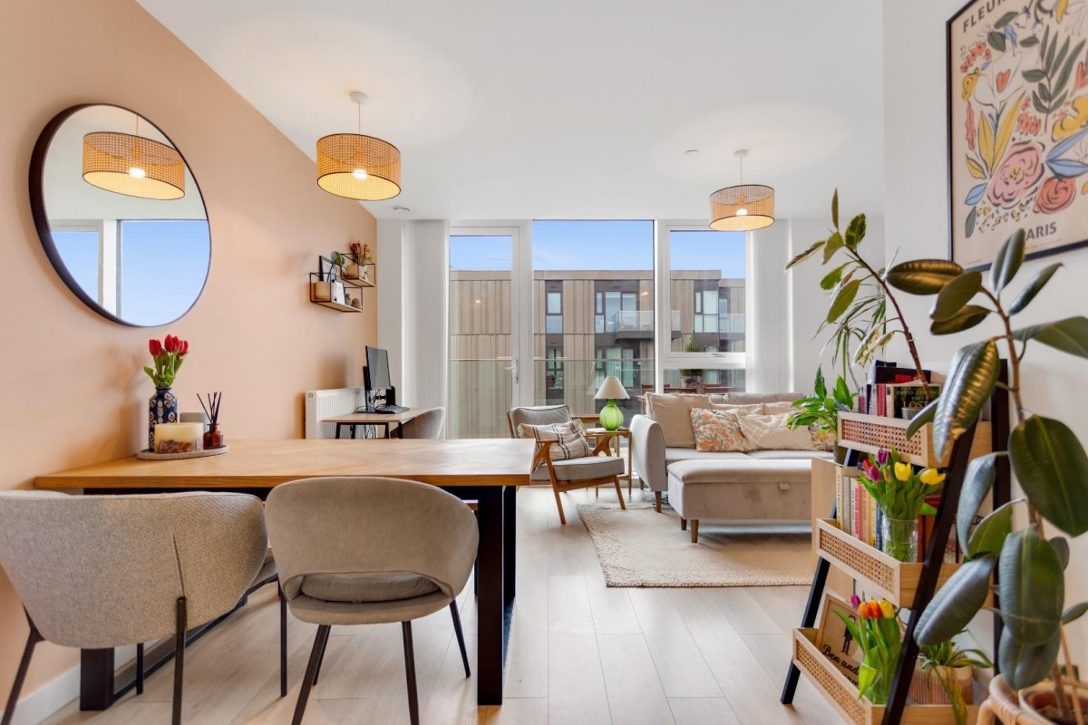 Coster Avenue, London, N4