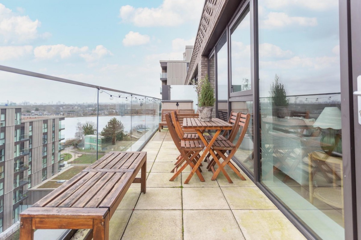 Coster Avenue, London, N4