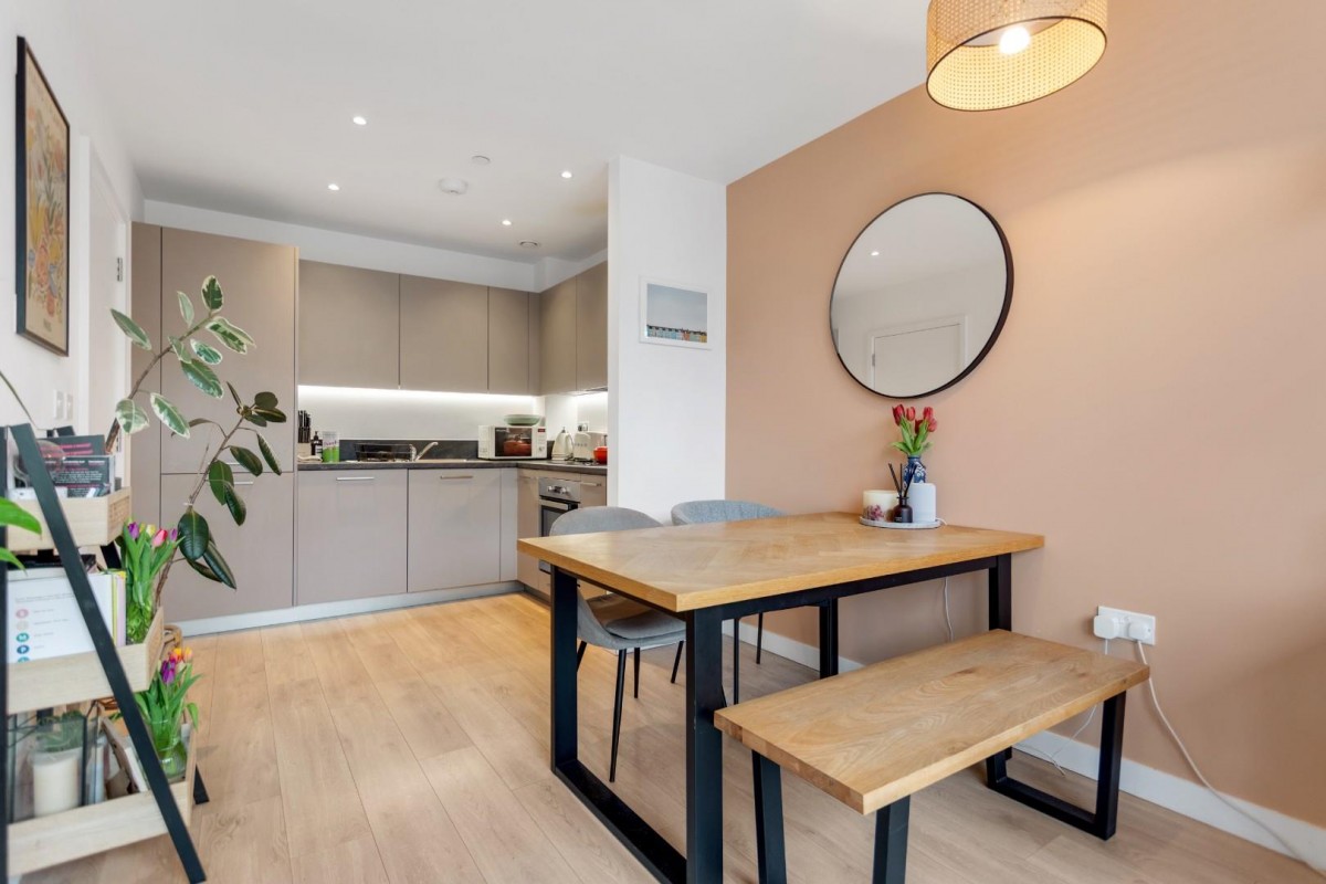 Coster Avenue, London, N4