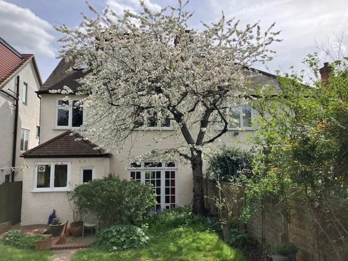 Dollis Hill Avenue, Gladstone Park, London, NW2