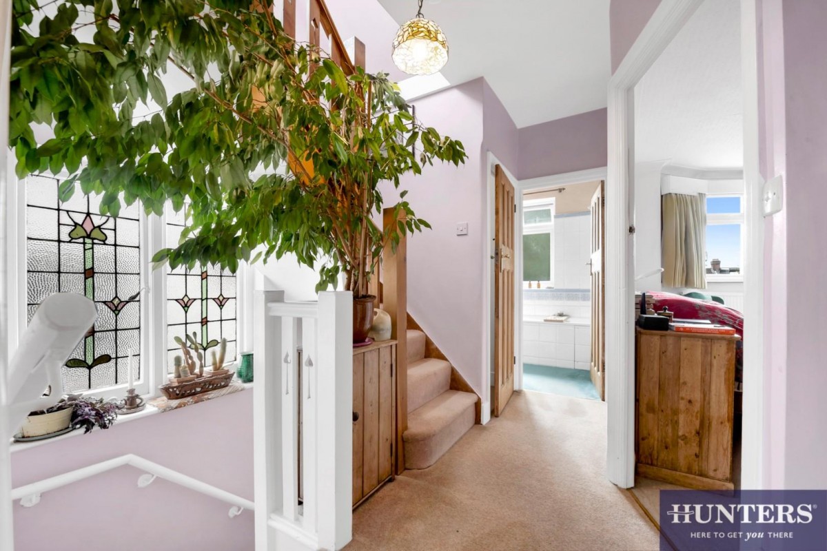 Dollis Hill Avenue, Gladstone Park, London, NW2