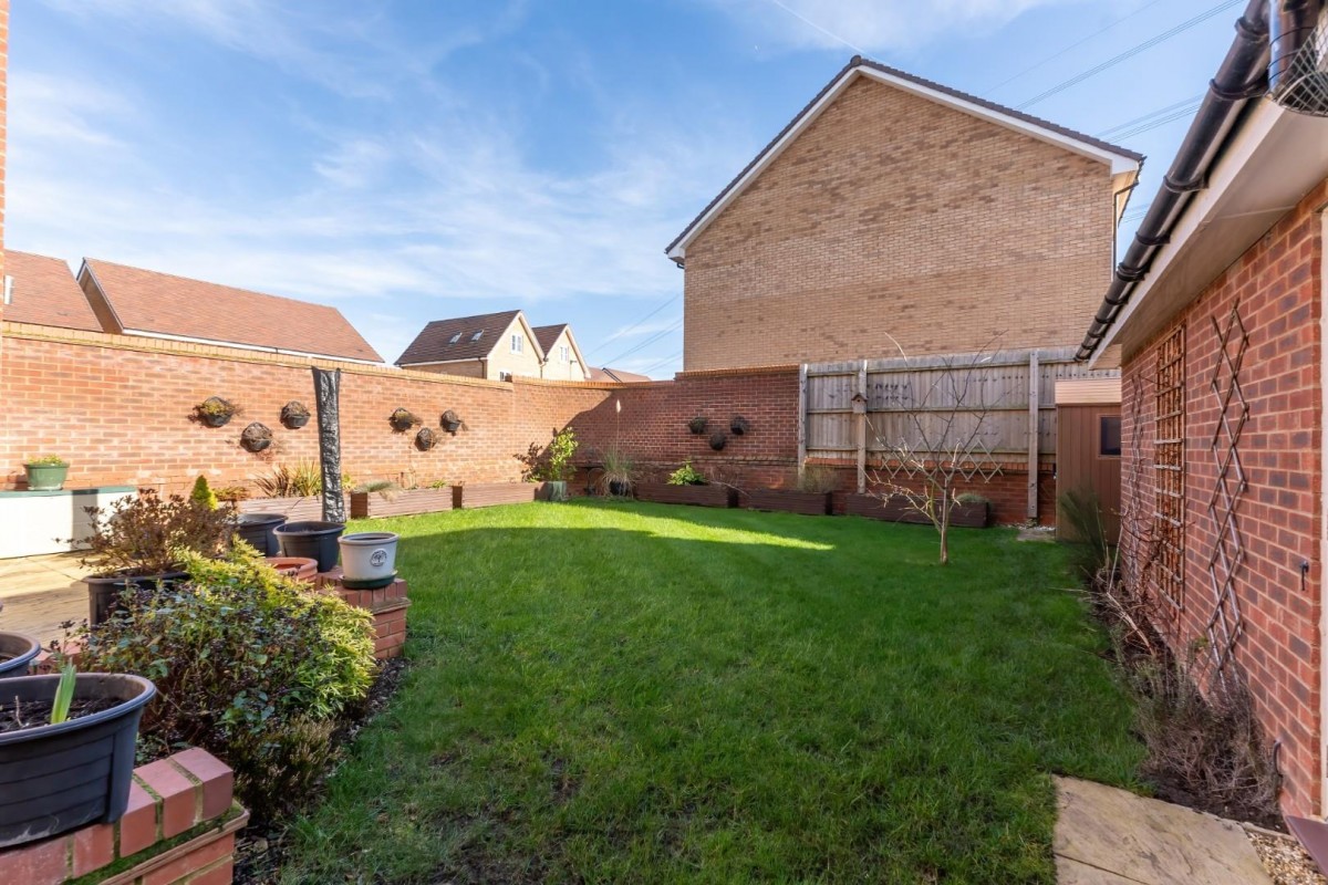 Valerian Way, Leighton Buzzard