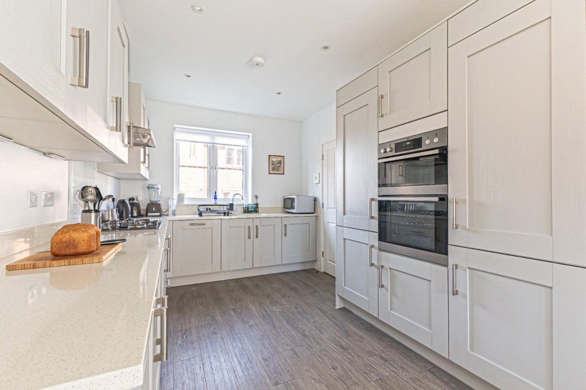 Valerian Way, Leighton Buzzard