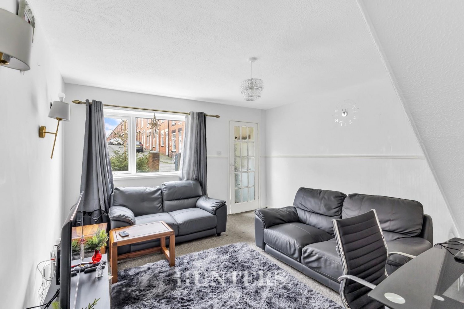 Butterworth Street, Middleton, M24