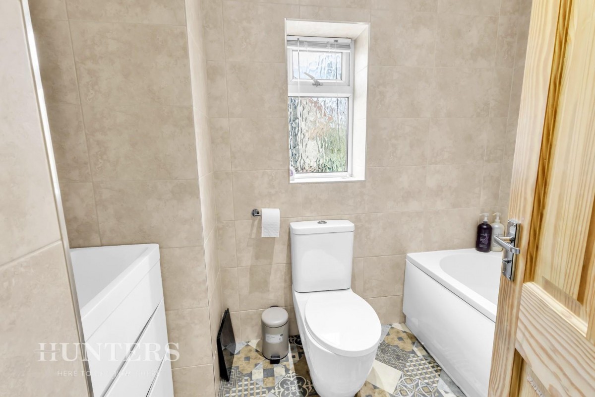 Lee Street, Littleborough, OL15 9DY