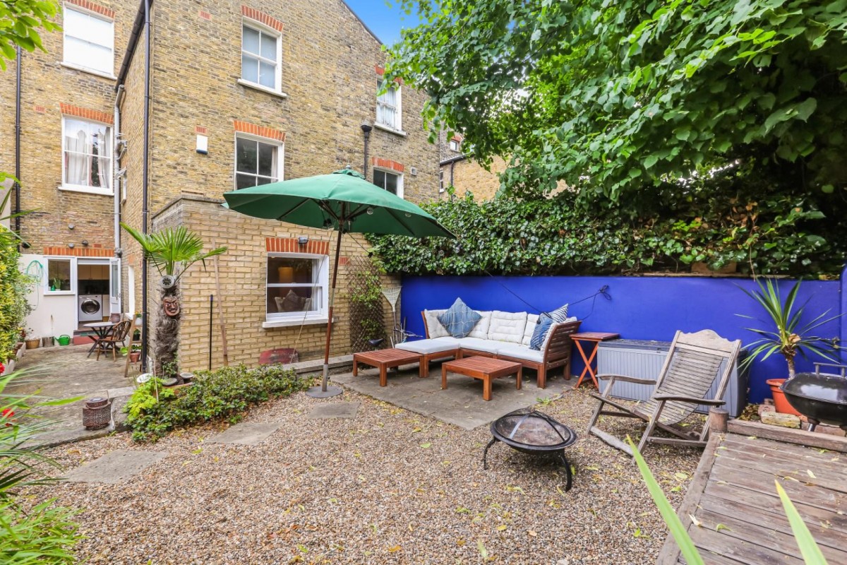 Trent Road, London, SW2