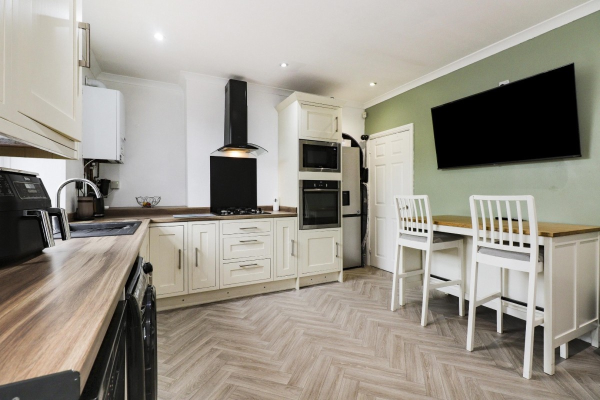 Thorncliffe Lane, Chapeltown, Sheffield