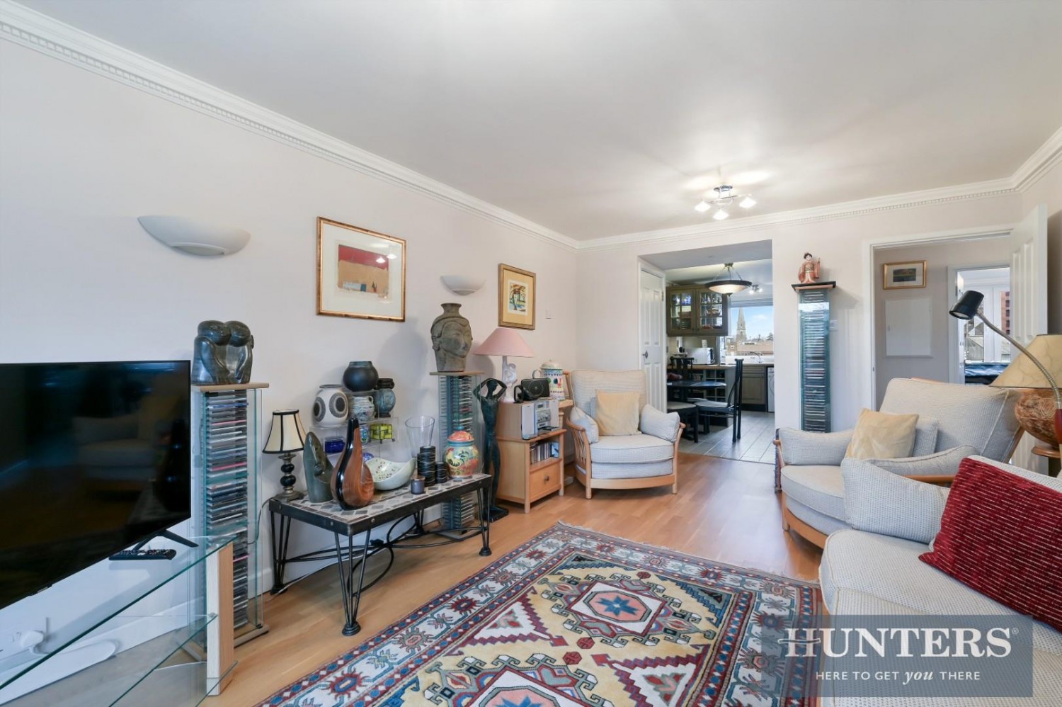 2 bedroom Flat for sale in 1 Justin Close, Brentford
