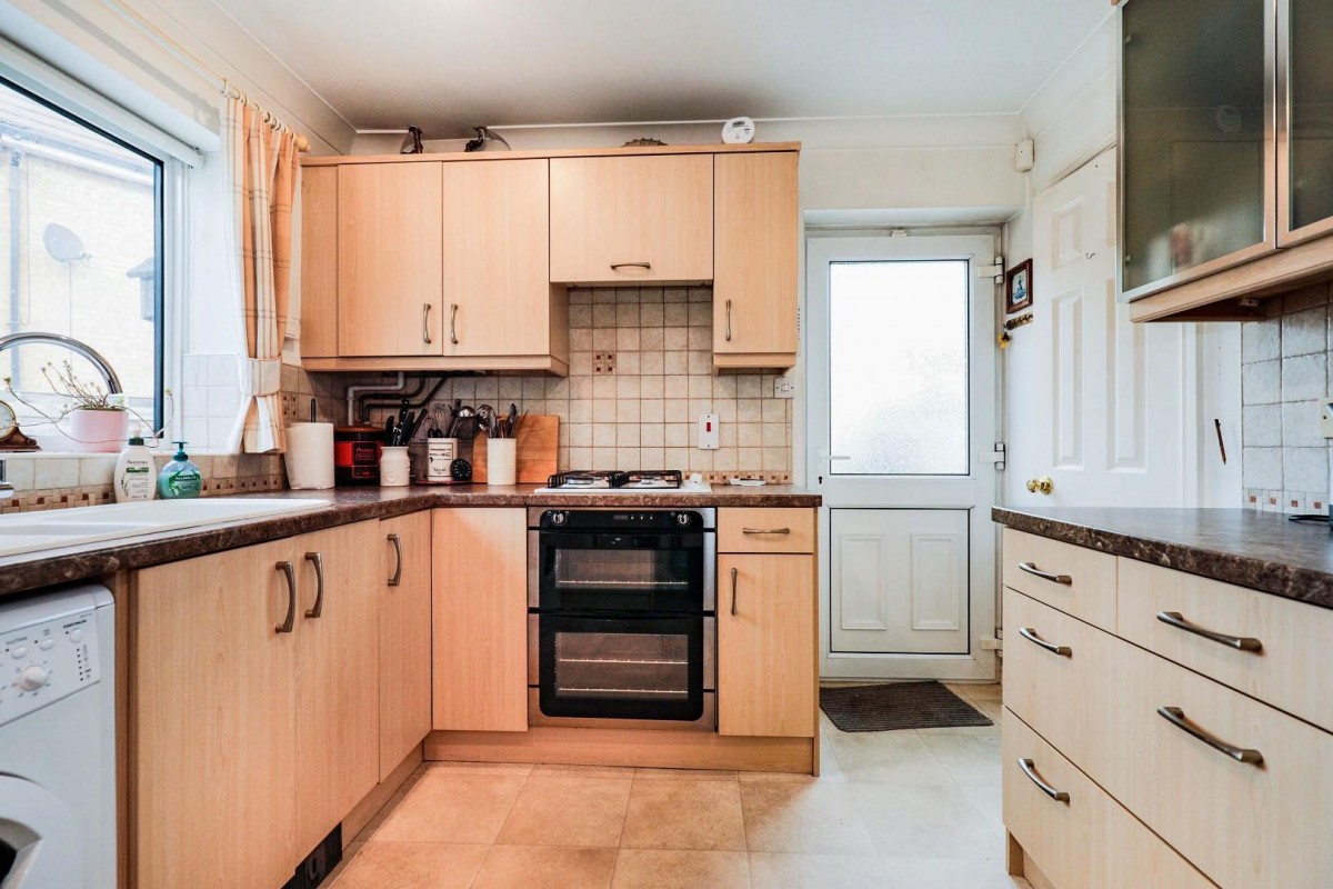 Wharnscliffe Drive, York