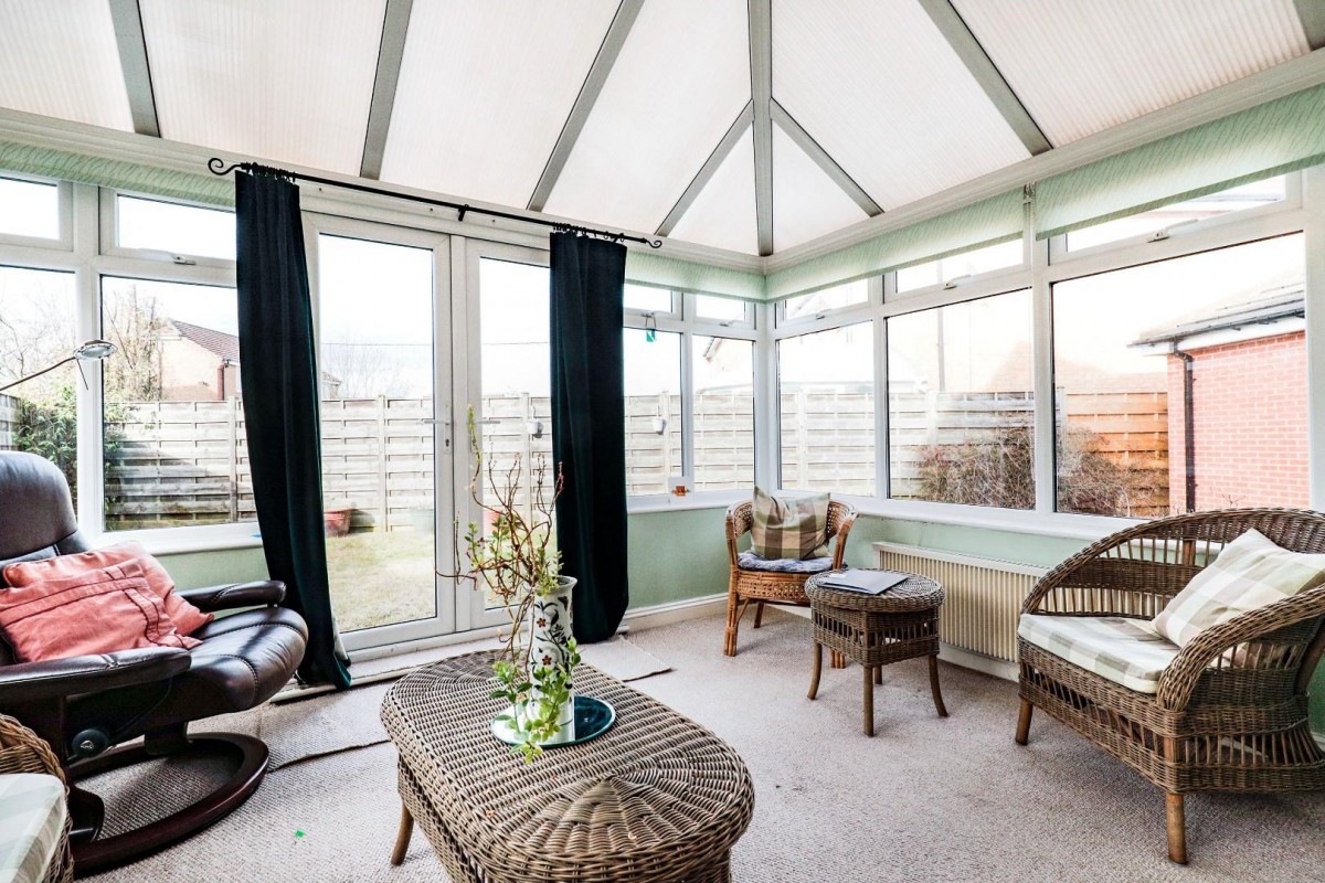 Wharnscliffe Drive, York