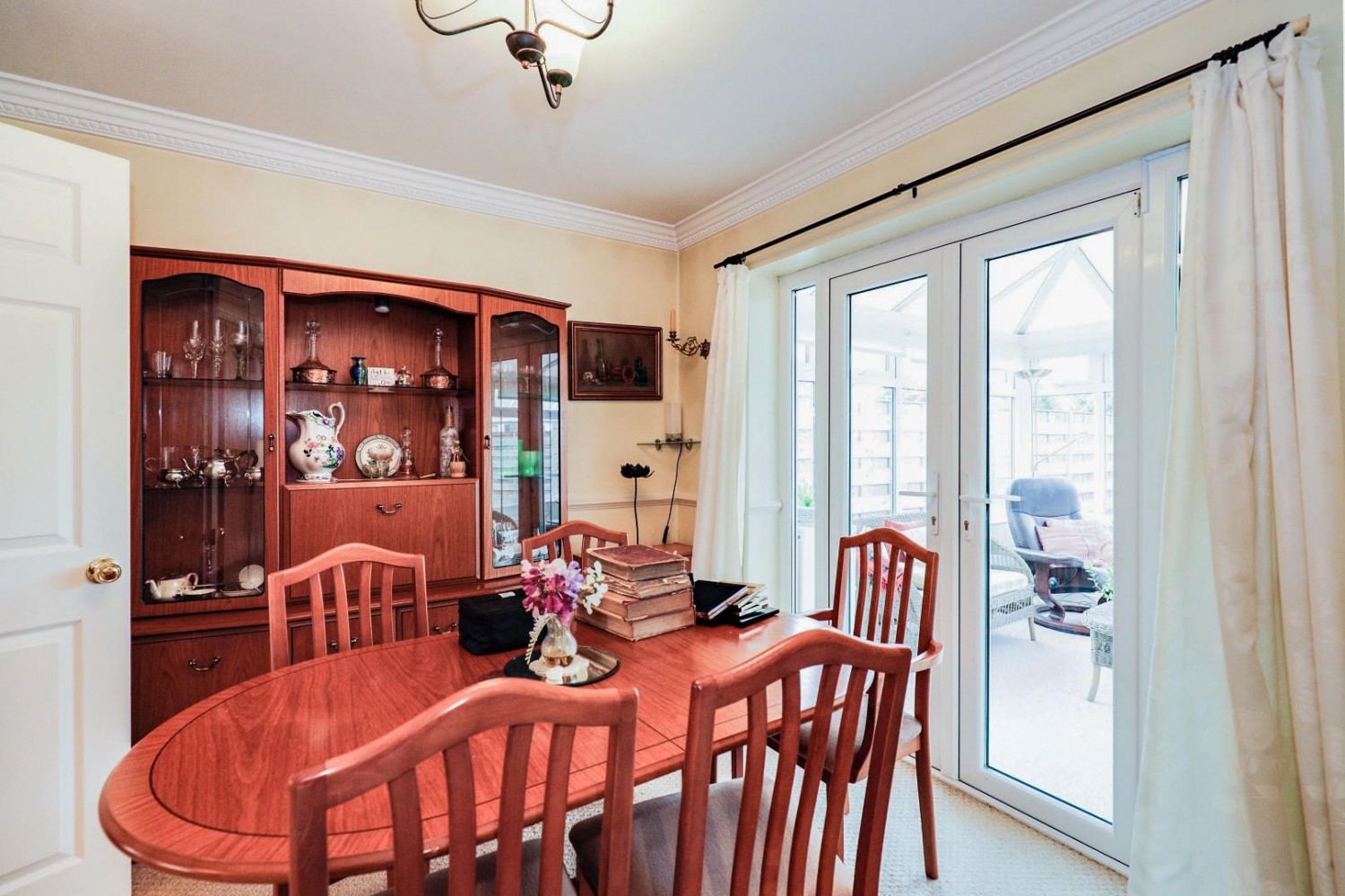 Wharnscliffe Drive, York