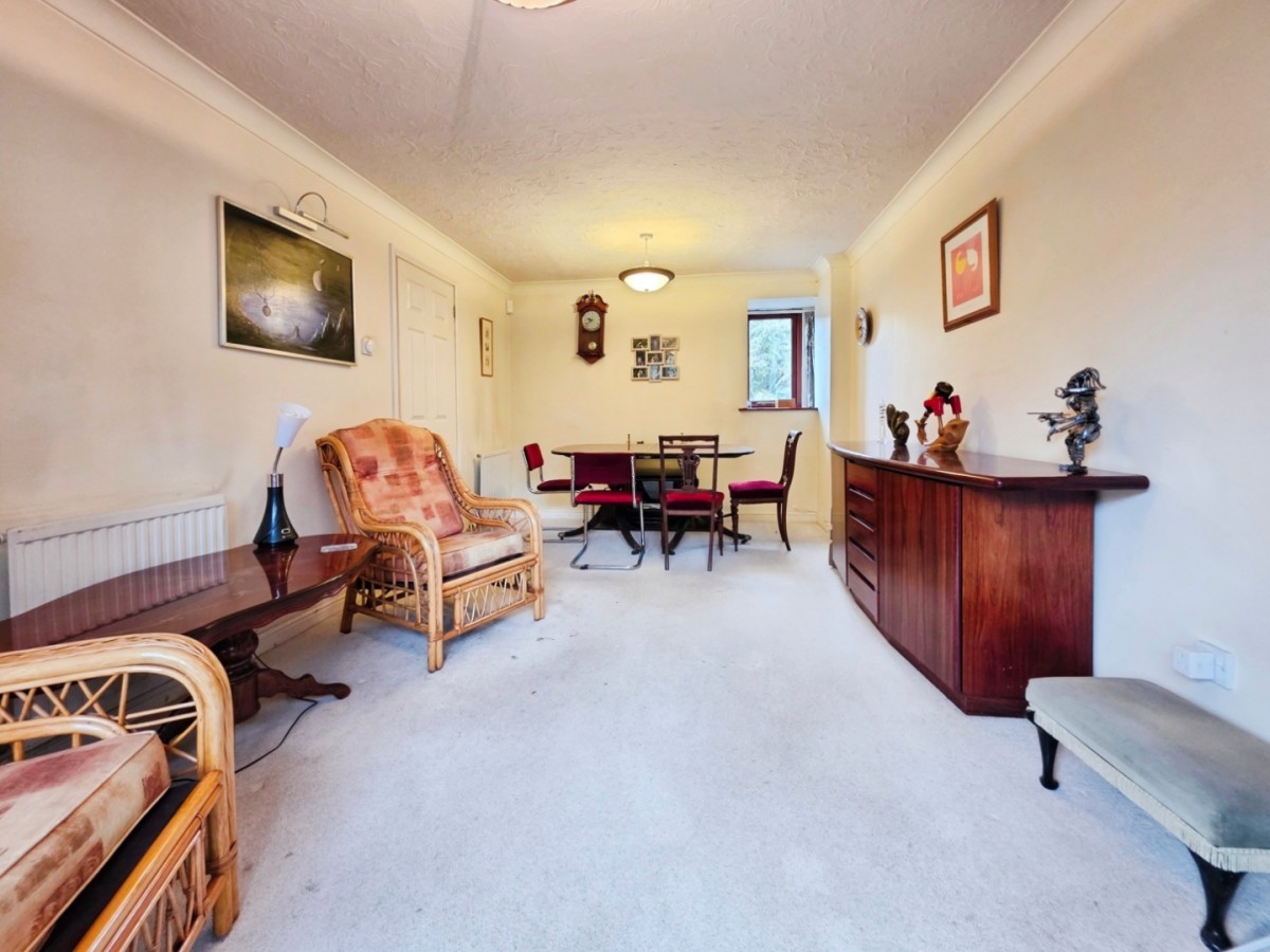 Bowbridge Lock, Stroud