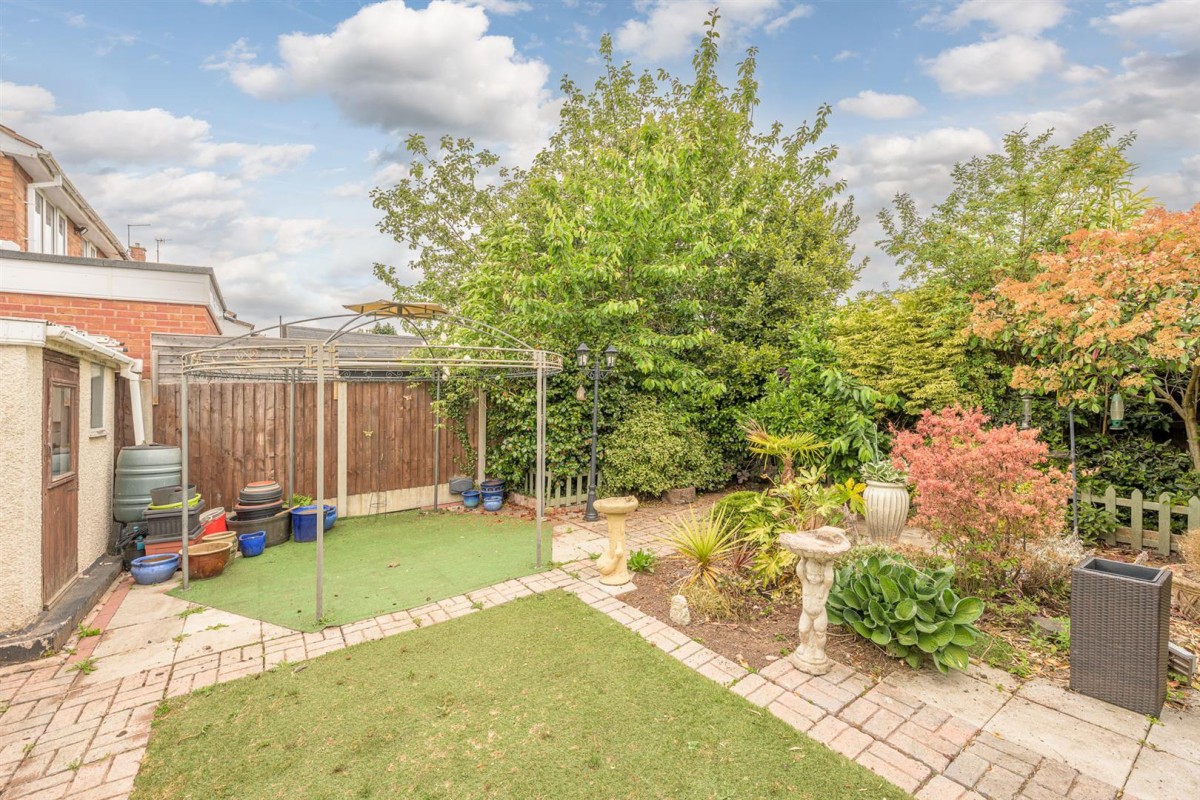 Barnett Lane, Stourbridge, DY8 5PX