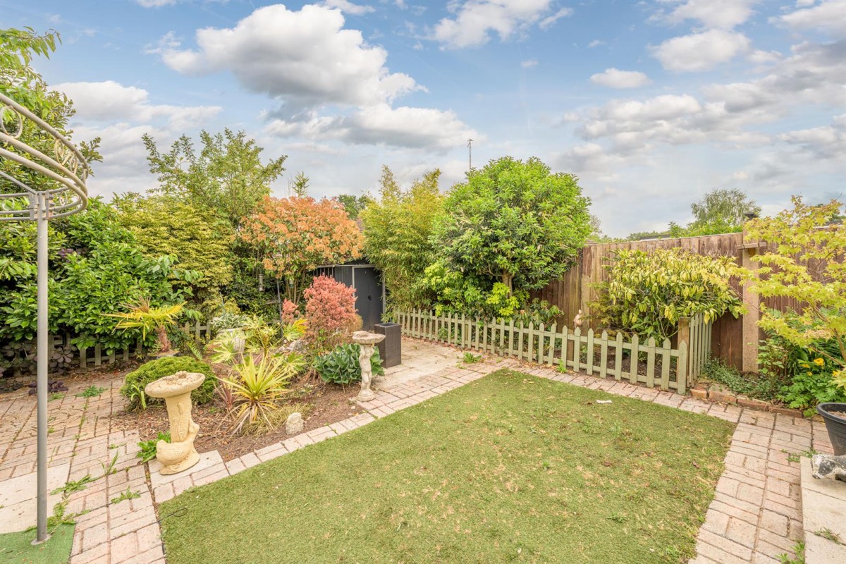 Barnett Lane, Stourbridge, DY8 5PX