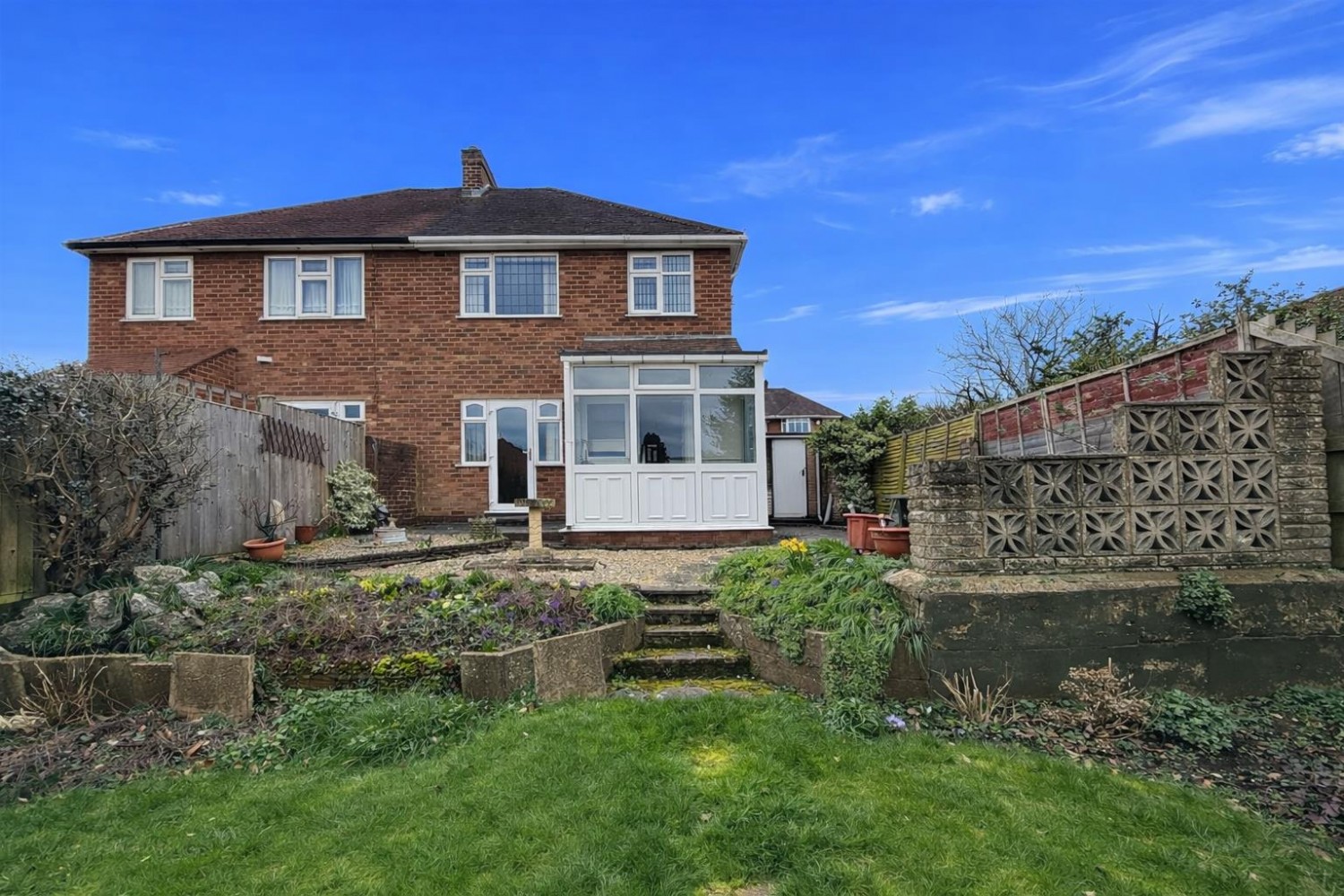 York Crescent, Stourbridge, DY8 4RT