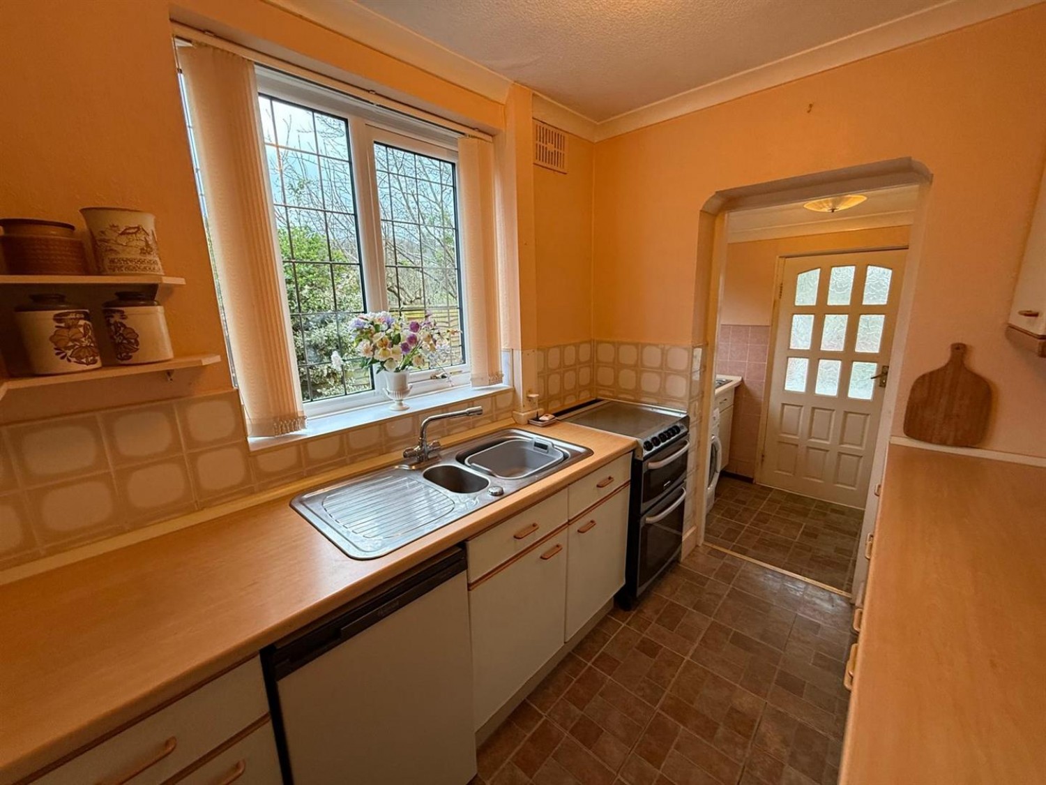 York Crescent, Stourbridge, DY8 4RT