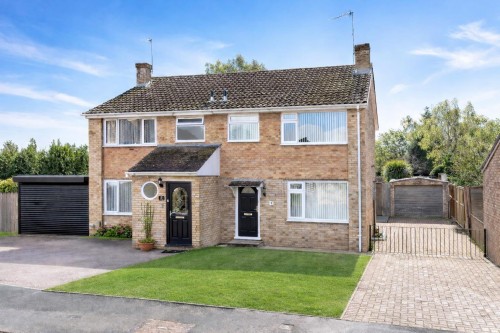 Tritton Close, Kennington, Ashford