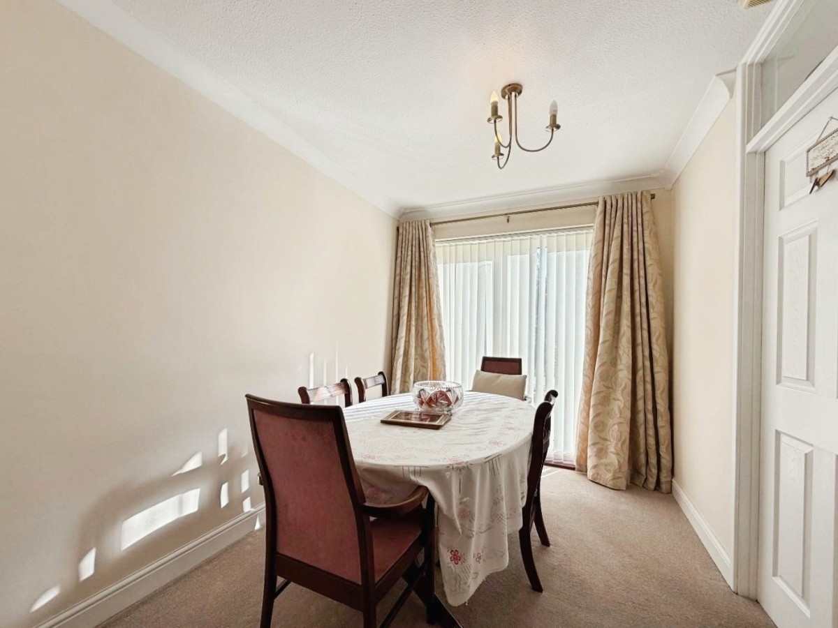 Tritton Close, Kennington, Ashford