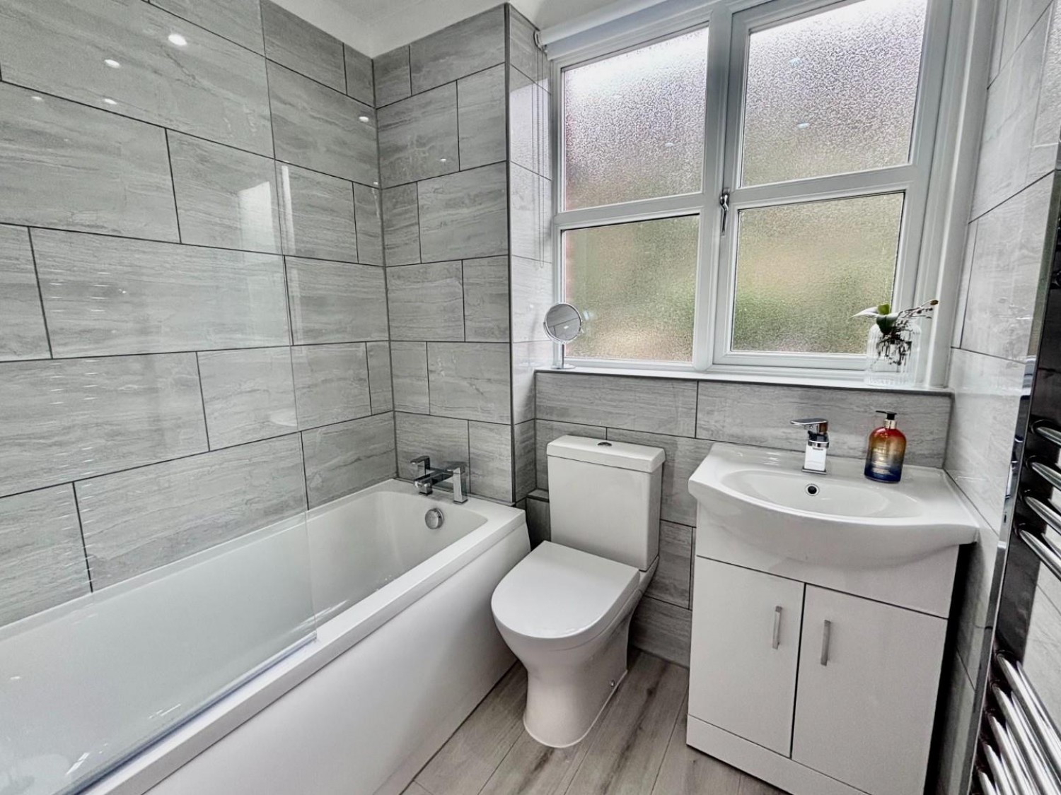 Eastdown, Castleford