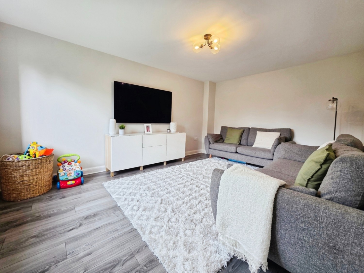 Great Oldbury Drive, Great Oldbury, Stonehouse