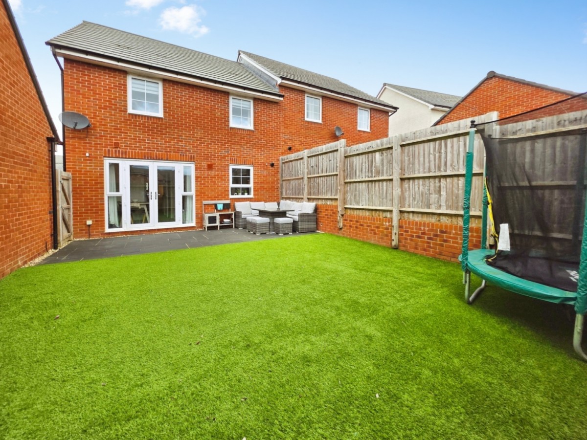 Great Oldbury Drive, Great Oldbury, Stonehouse