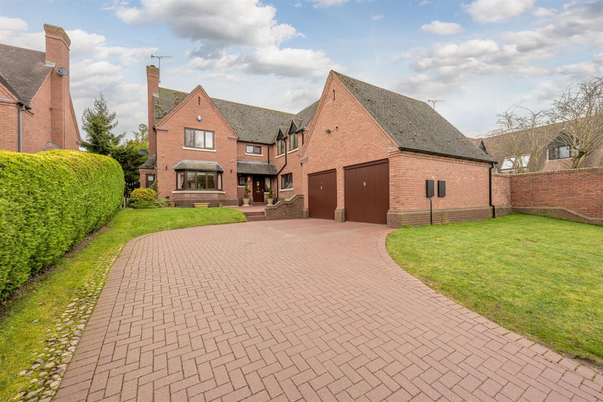 The Close, Enville, DY7 5HX