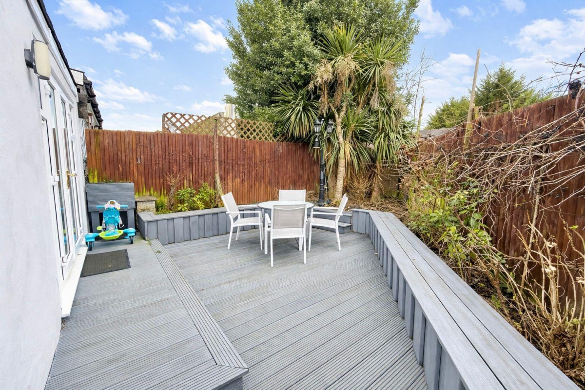 Tewkesbury Road, Carshalton