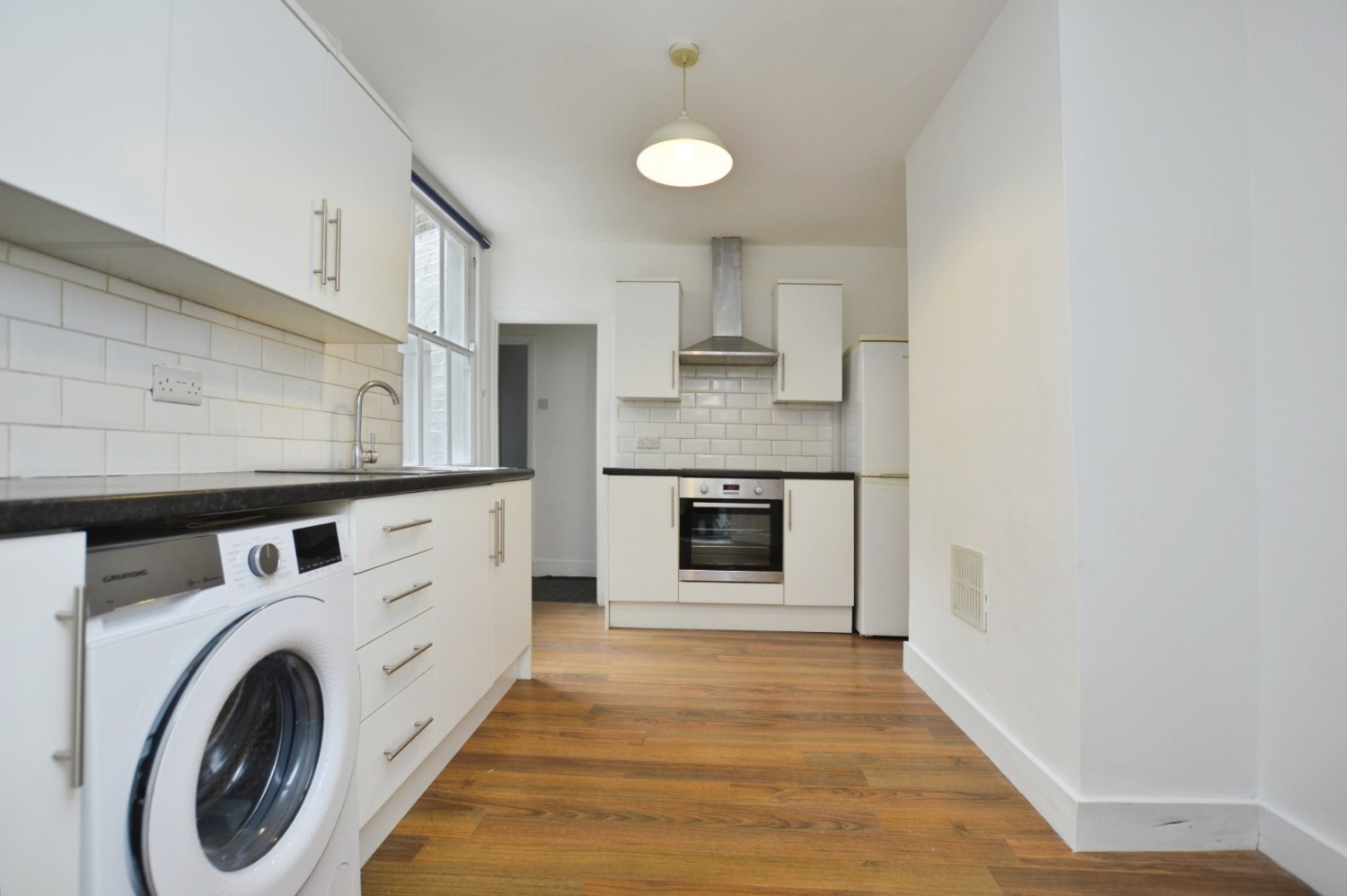 Ling Road, Canning Town