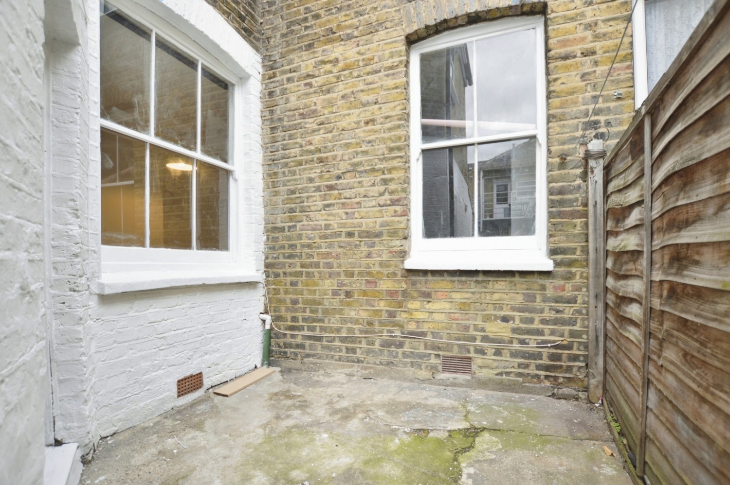 Ling Road, Canning Town