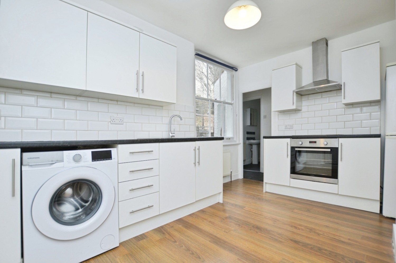 Ling Road, Canning Town