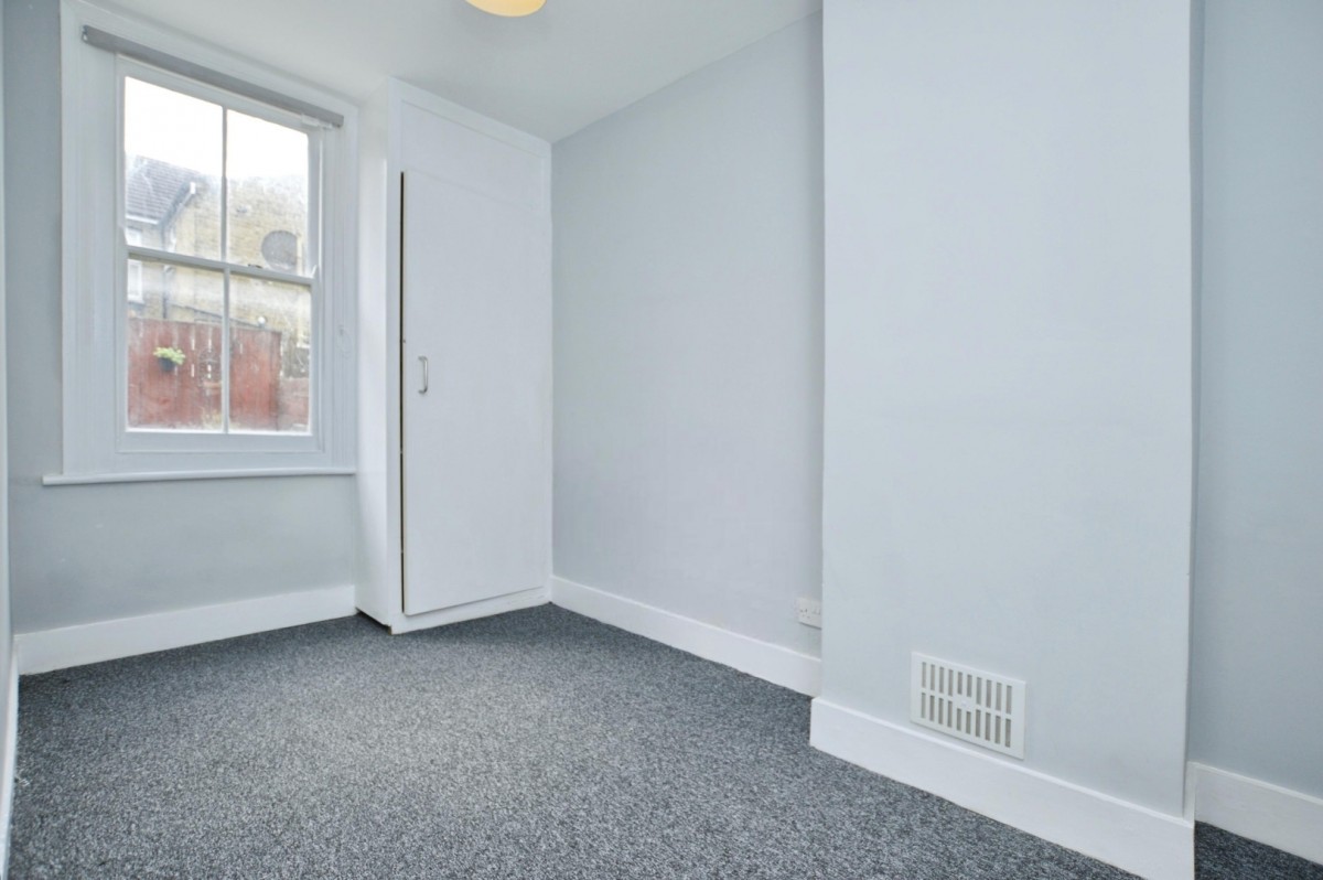 Ling Road, Canning Town