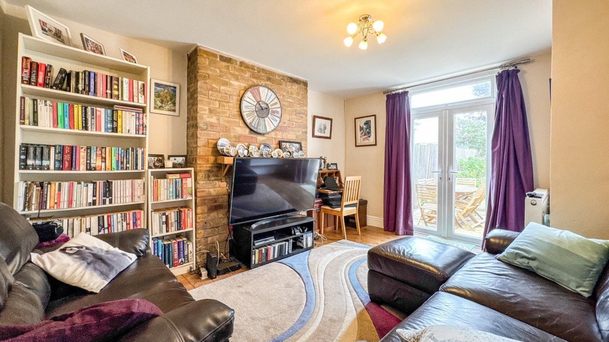 St. Johns Lane, Bedminster, BS3 5BE