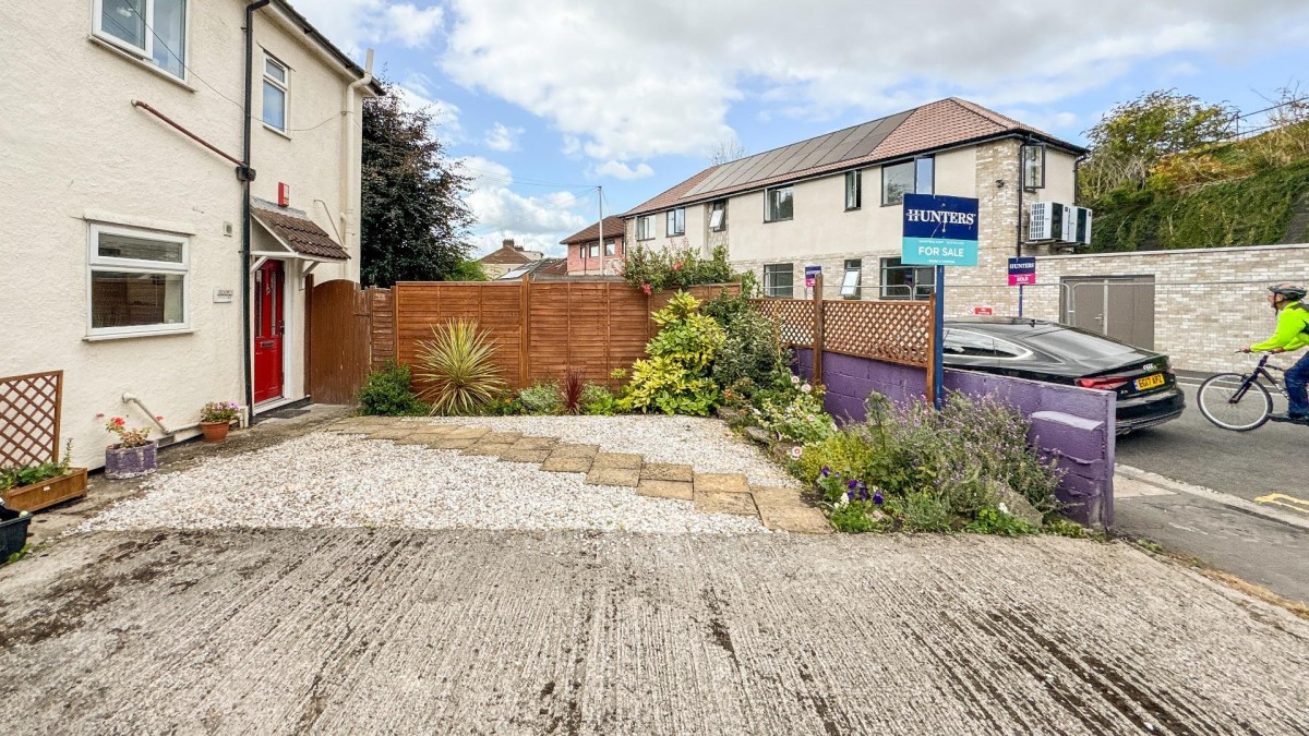 St. Johns Lane, Bedminster, BS3 5BE